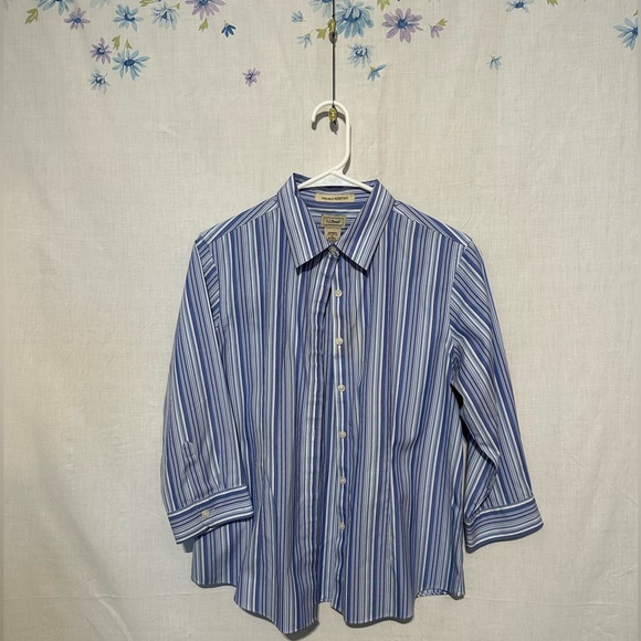 LL Bean women’s Size M wrinkle resistant - Picture 8 of 9